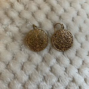 Gold dangle earrings